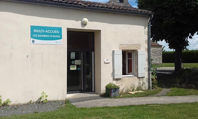 Bambins d'Aunis - Commune de Forges